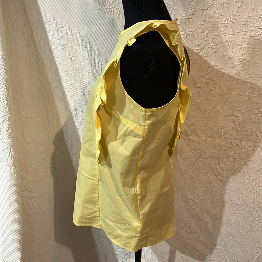 Michael Kors ruffle top, size‎ medium